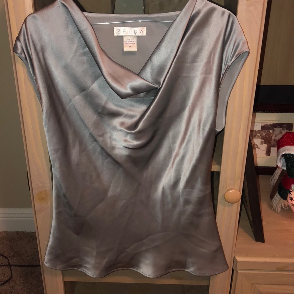 Blouse - Picture 2 of 5